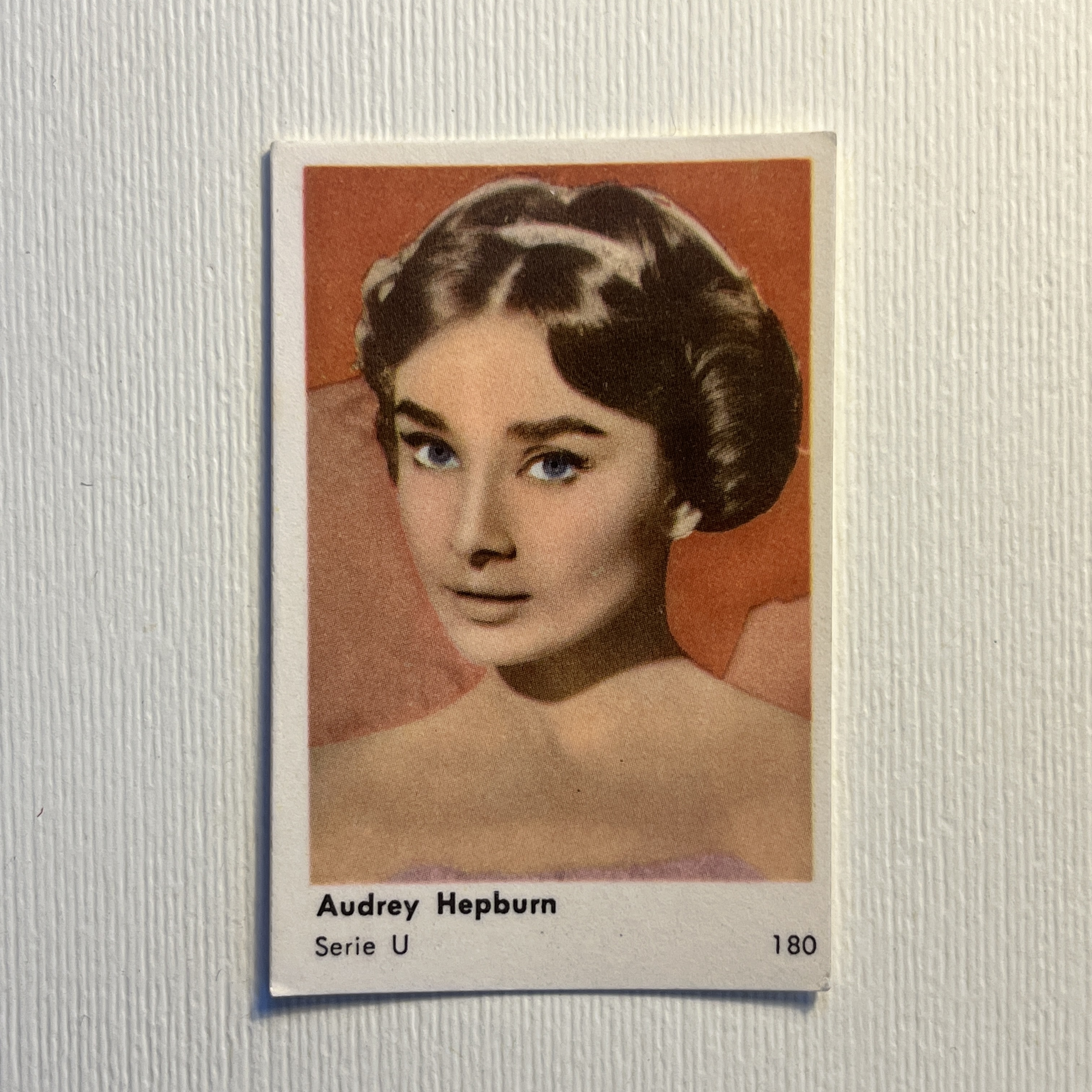 Audrey Hepburn — Serie U #180