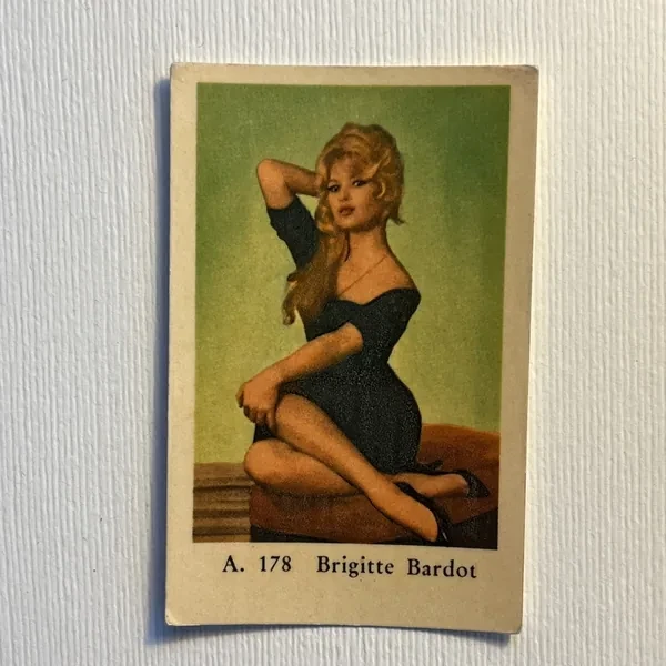 Brigitte Bardot — A Set (A Serif) #178