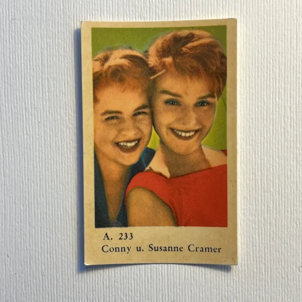 Conny u. Susanne Cramer — A Set (A Serif) #233