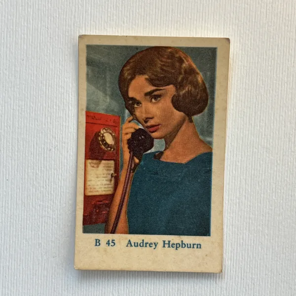 Audrey Hepburn — B Set #45