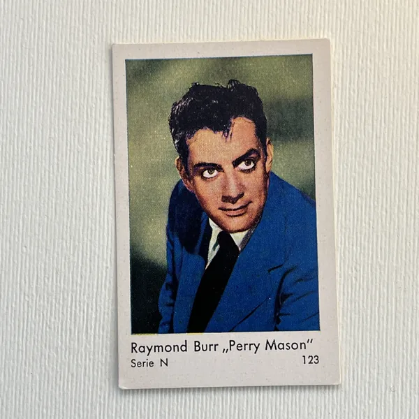 Raymond Burr "Perry Mason" — Serie N #123