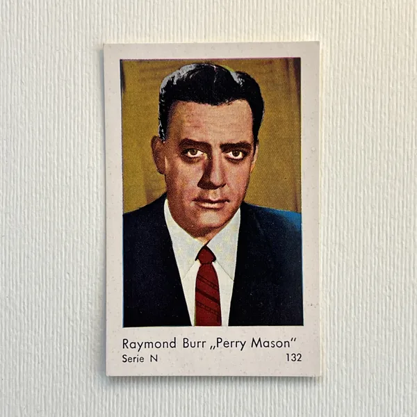 Raymond Burr "Perry Mason" — Serie N #132
