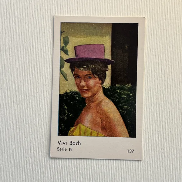 Vivi Bach — Serie N #137